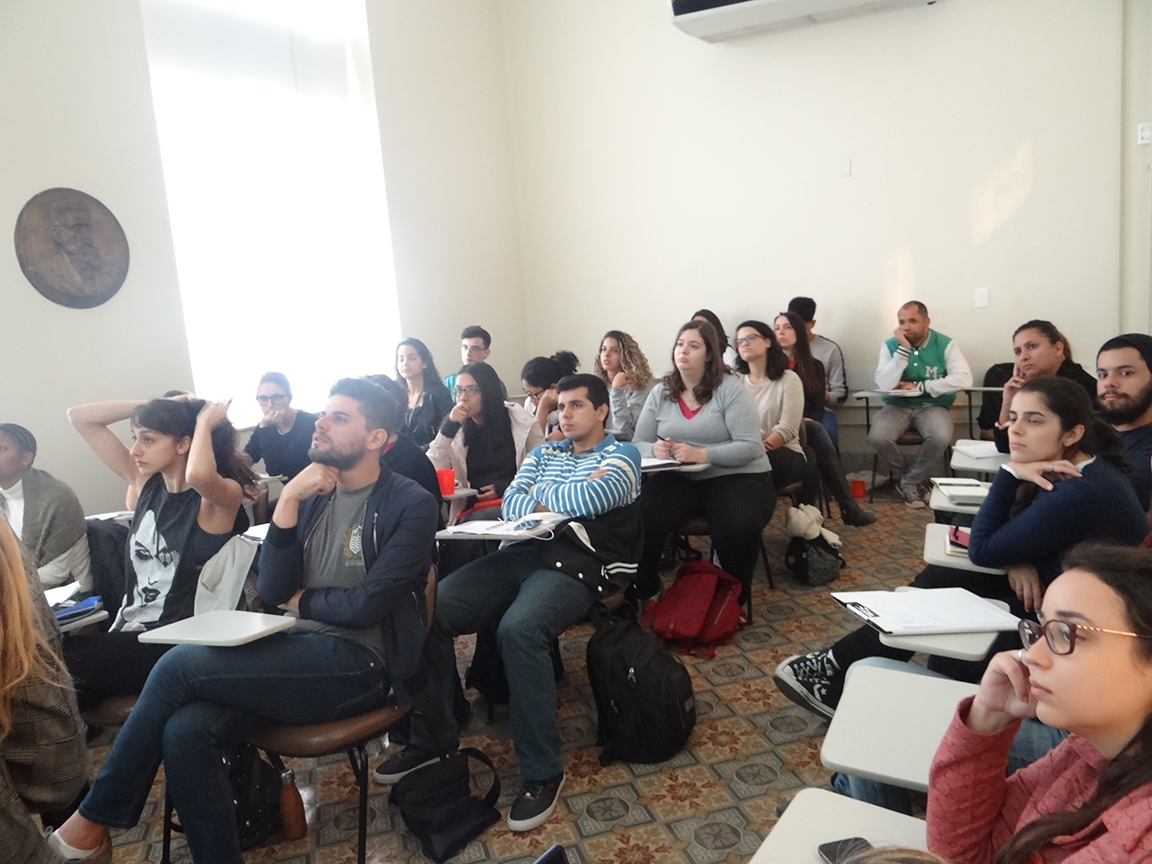 Alunos em aula